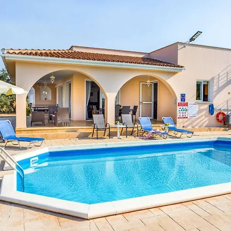 Villa The Arches Lachi