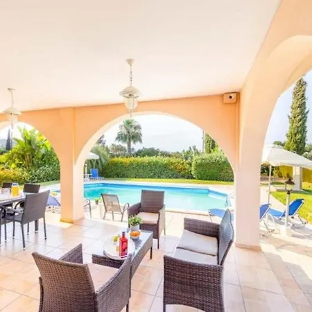 Villa The Arches *